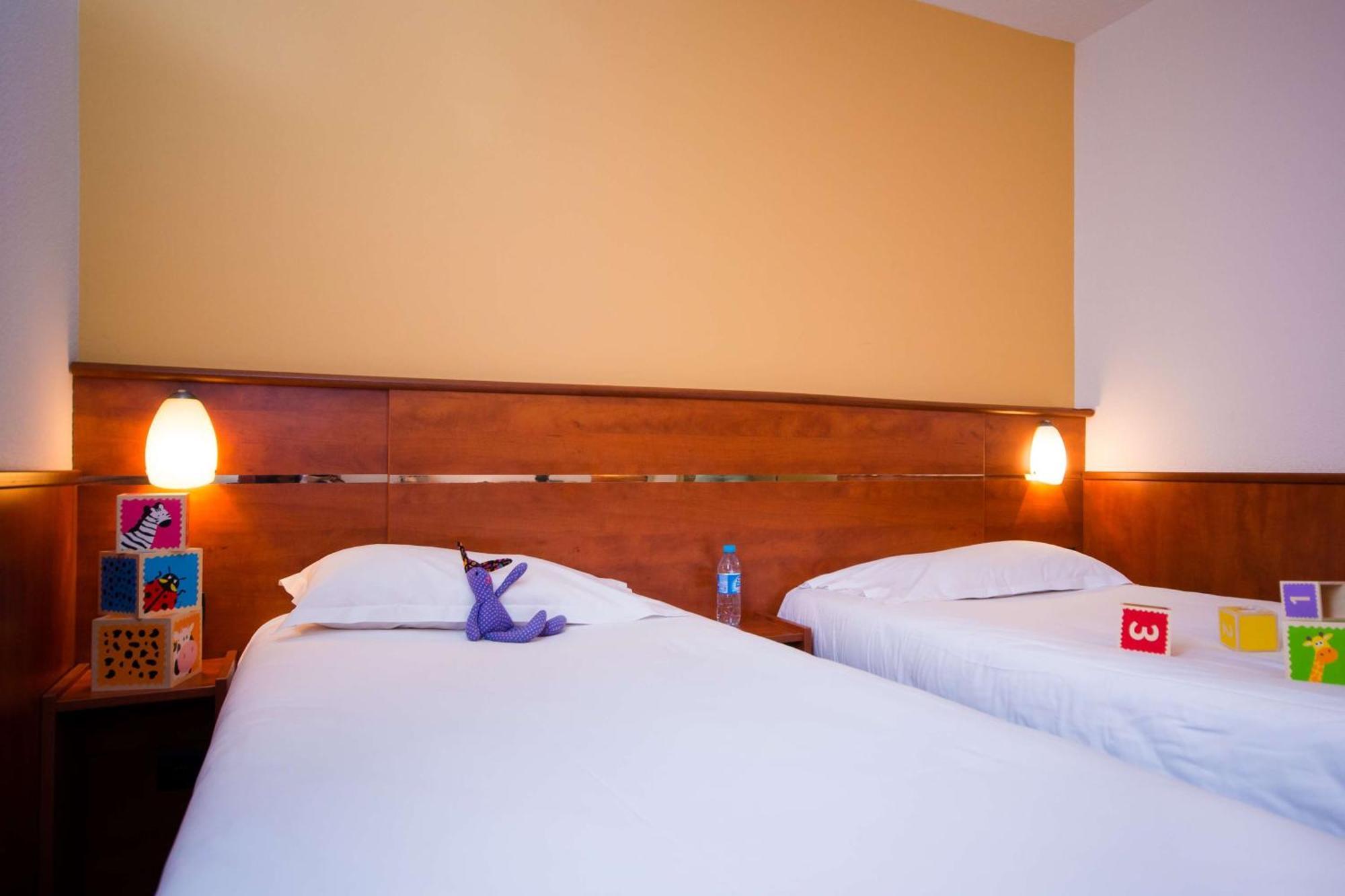 Brit Hotel Rennes St Gregoire - Le Villeneuve Saint-Grégoire Dış mekan fotoğraf