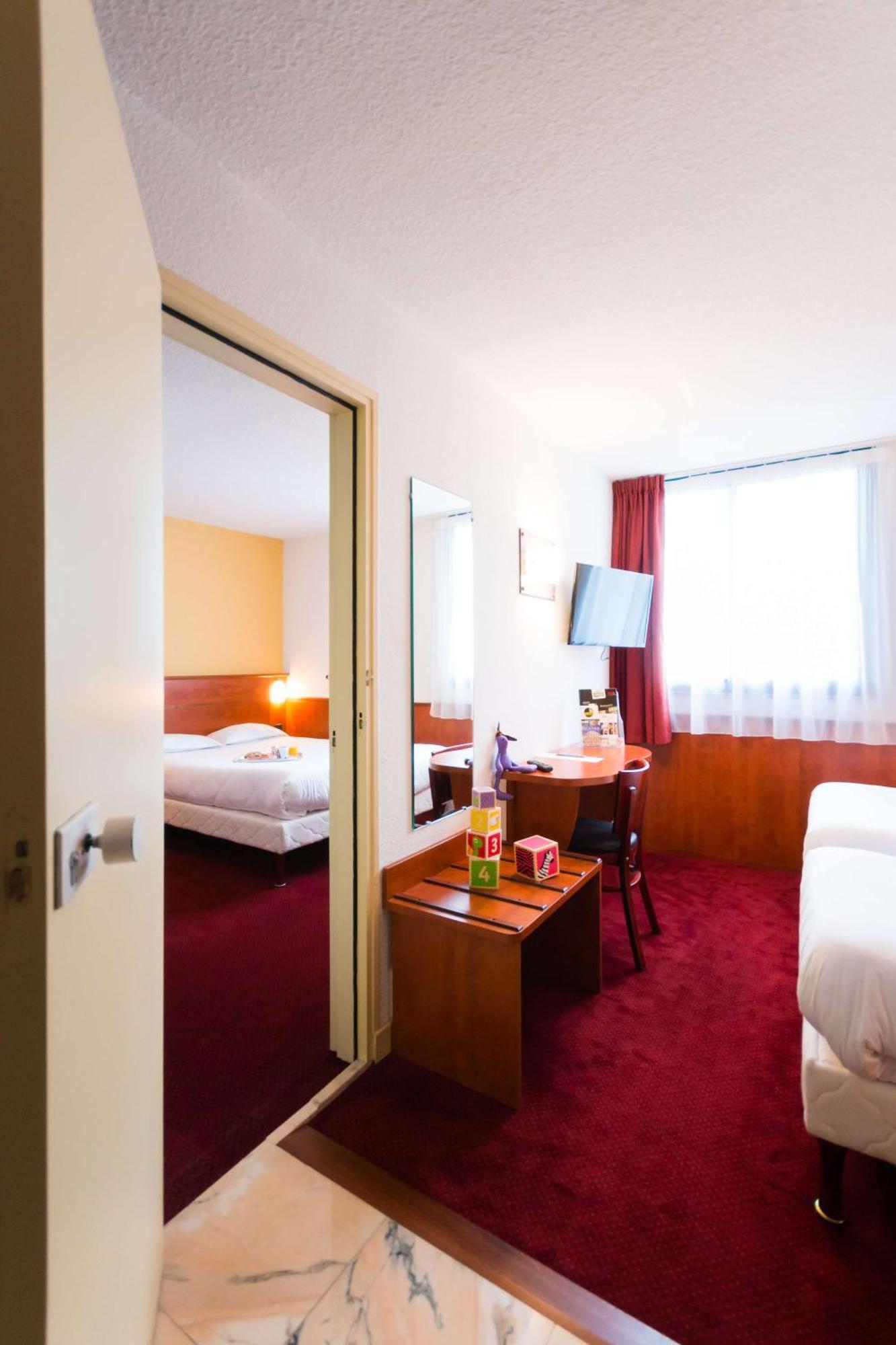 Brit Hotel Rennes St Gregoire - Le Villeneuve Saint-Grégoire Dış mekan fotoğraf