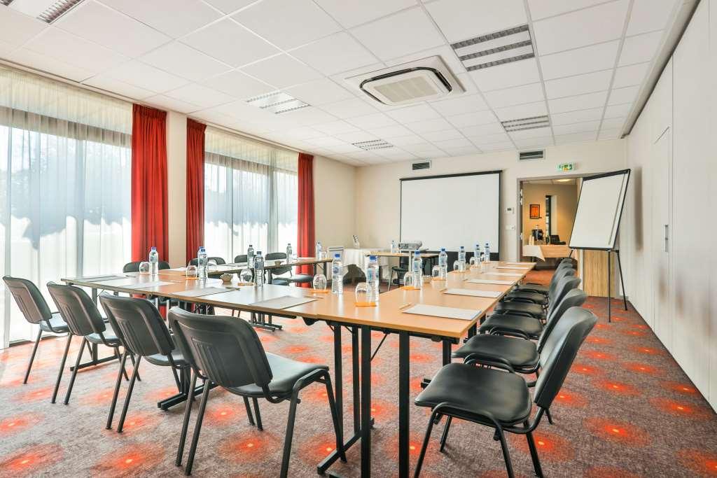 Brit Hotel Rennes St Gregoire - Le Villeneuve Saint-Grégoire Konforlar fotoğraf