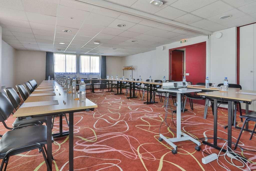 Brit Hotel Rennes St Gregoire - Le Villeneuve Saint-Grégoire Konforlar fotoğraf